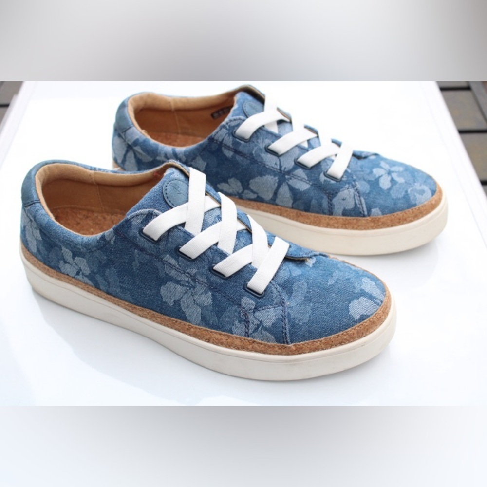 Revitalign Hermosa Orthotic Gore Lace Slip-On Sneakers